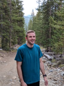 00100dPORTRAIT_00100_BURST20180906141408862_COVER